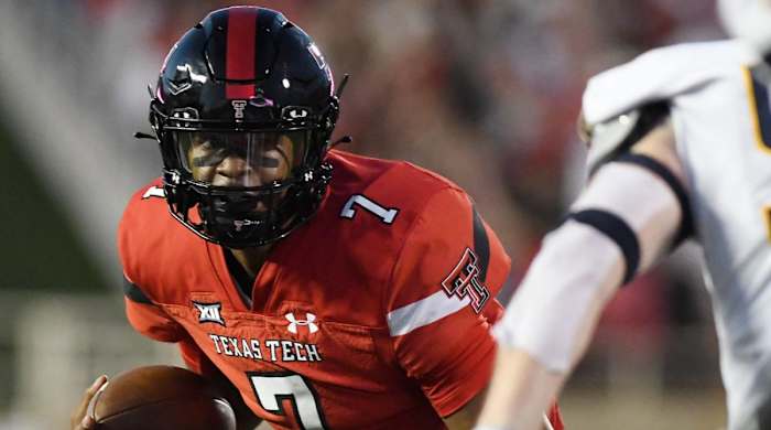Texas Tech’s quarterback Donovan Smith (7) looks to pass the ball against Murray State, Saturday, Sept. 3, 2022, at Jones AT&T Stadium.
